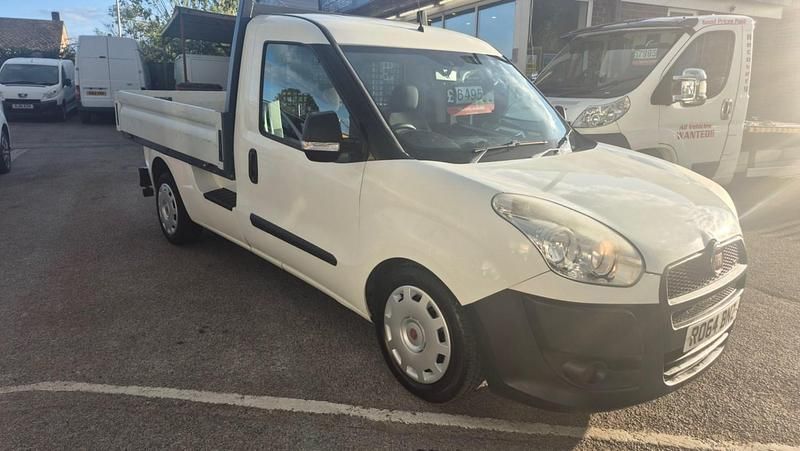 Used Fiat Doblò 90 HP (66 kW) 2014 White MPV
