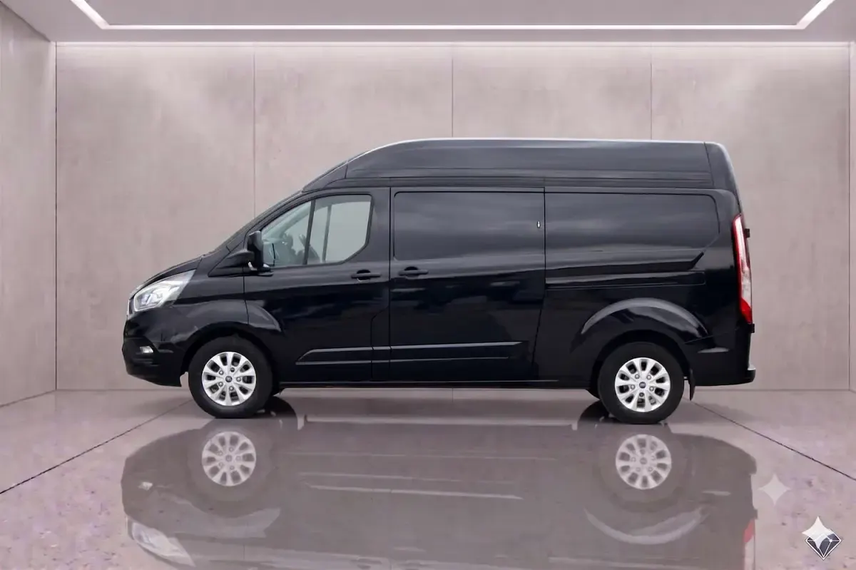 Used Ford Transit Custom Limited 170 HP (125 kW) 2021 Black Van