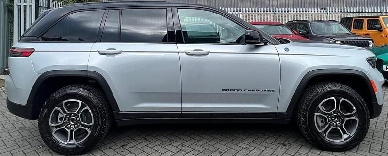 Used Jeep Grand Cherokee Trailhawk 376 HP (276 kW) 2024 SUV