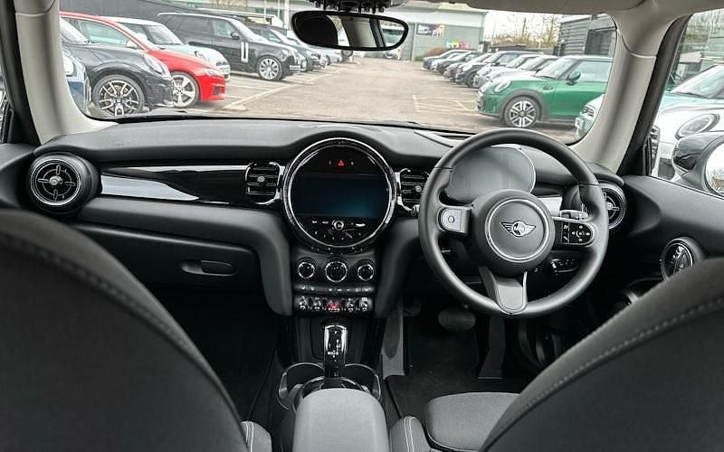 Used Mini Cooper S Classic 178 HP (130 kW) 2022 Hatchback