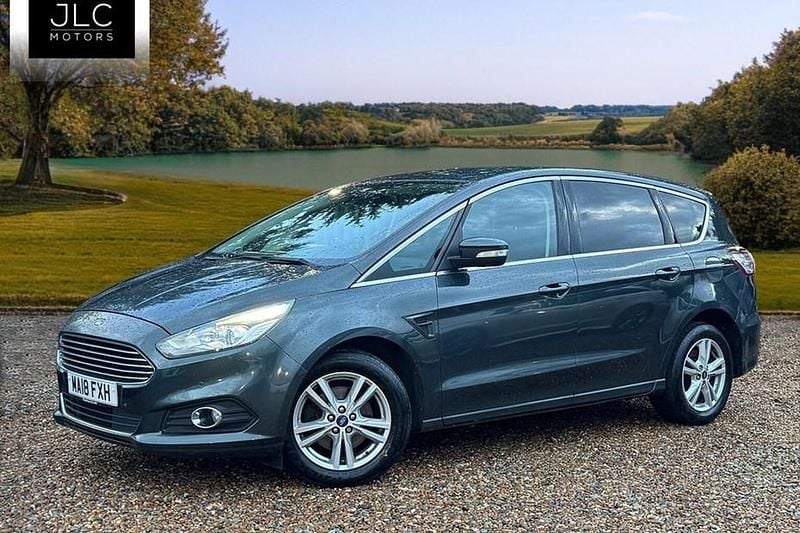 Used Ford S-MAX Titanium 150 HP (110 kW) 2018 Green MPV