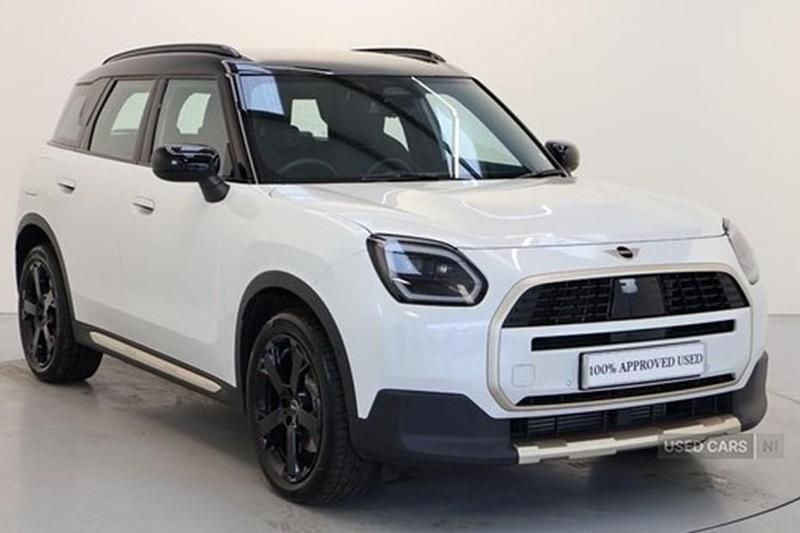 White Used 2025 Mini Countryman Exclusive SUV | £32,950 (Fair price) - Image 1/1
