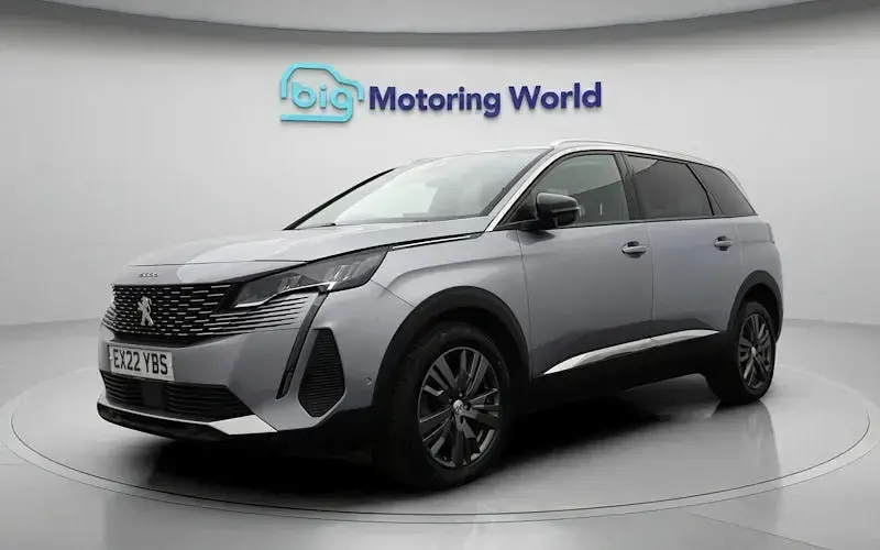 Used Peugeot 5008 Allure Premium 131 HP (96 kW) 2022 Grey SUV