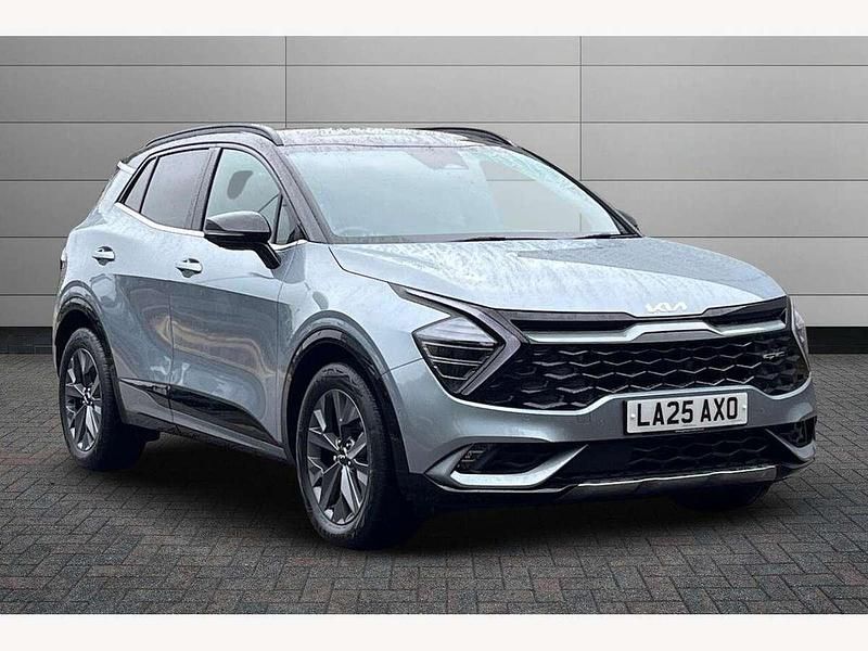 Silver Used 2025 Kia Sportage 2 SUV | £34,495 (A bit pricey) - Image 1/2