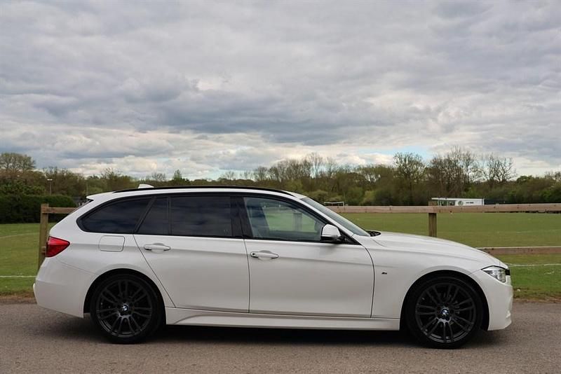 Used BMW 320 M Sport 2018 White Estate