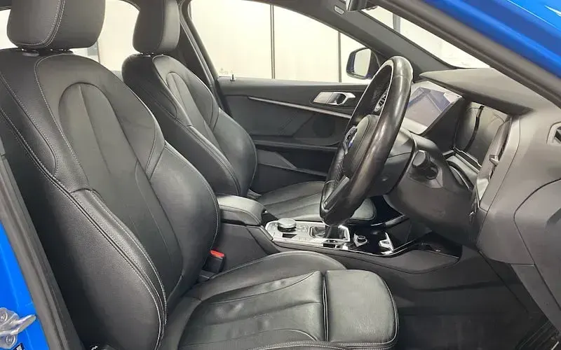 Used BMW 118 M Sport 140 HP (102 kW) 2020 Misano blue Hatchback