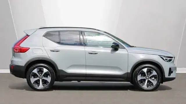 Used Volvo XC40 Plus 197 HP (144 kW) 2026 SUV