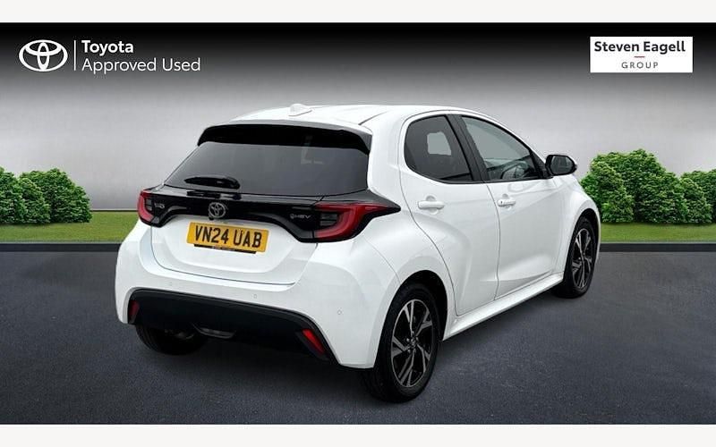 Used Toyota Yaris Hybrid Design 116 HP (85 kW) 2026 Hatchback