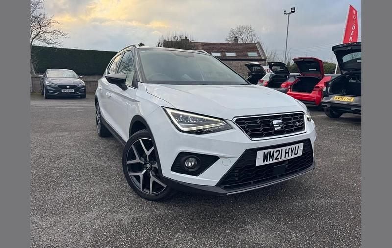 Used Seat Arona FR 108 HP (79 kW) 2021 White SUV