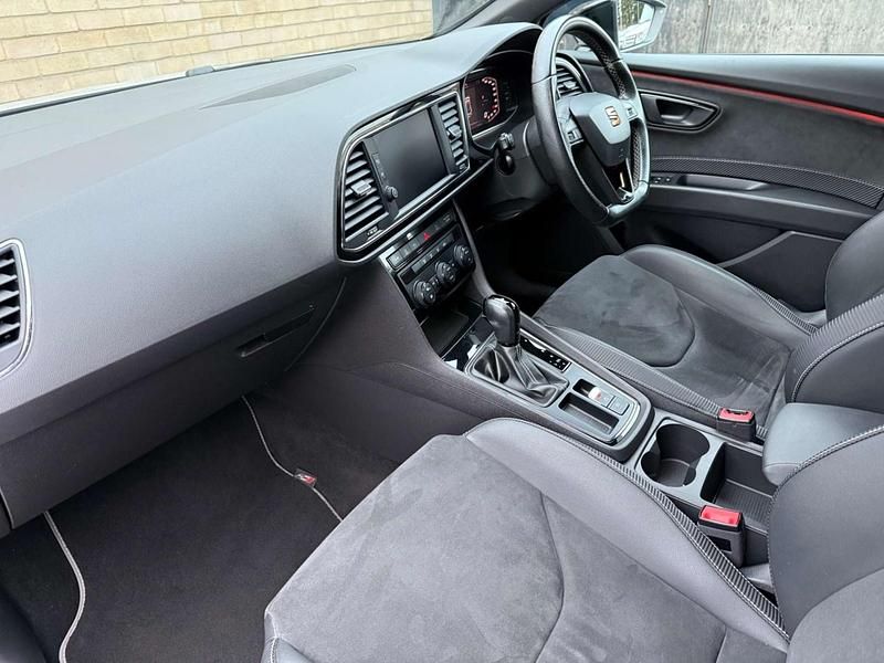 Used Seat Leon 4Drive 2019 White Estate