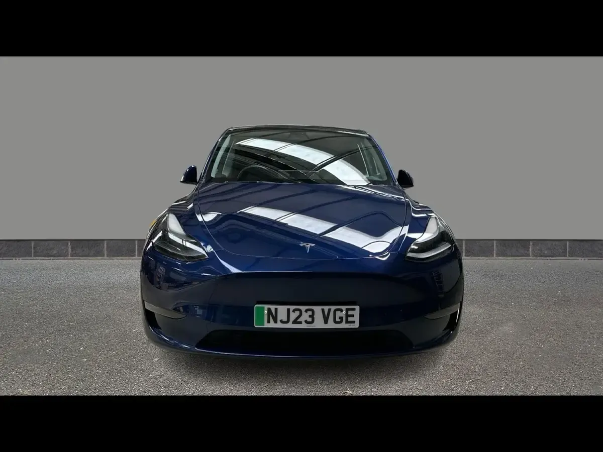 Used Tesla Model Y Long Range AWD 378 kW (514 HP) 2023 Blue SUV