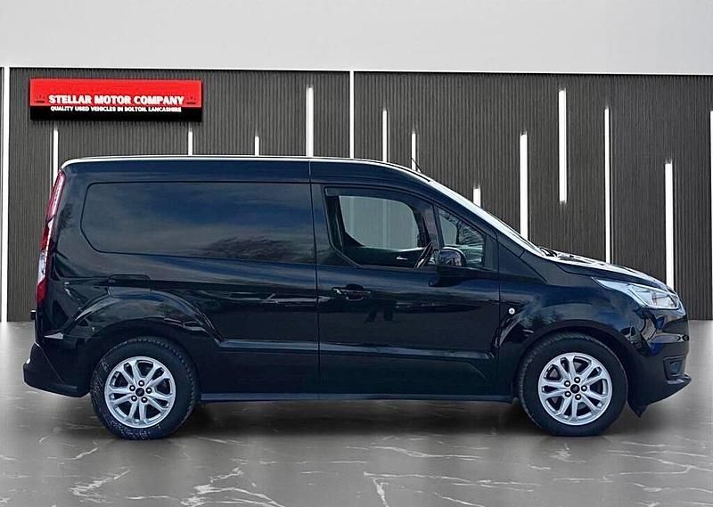 Used Ford Transit Connect Limited 120 HP (88 kW) 2019 Black MPV