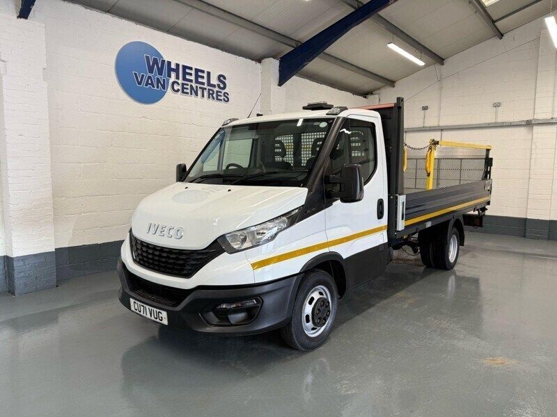White Used 2021 Iveco Daily | £20,790 (Expensive) - Image 1/4