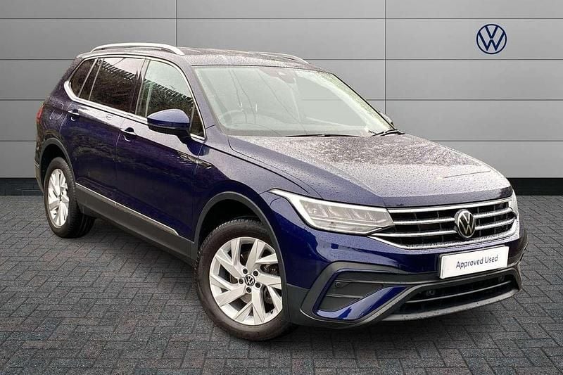 Blue Used 2023 VW Tiguan Allspace Life SUV | £24,476 (Fair price) - Image 1/4