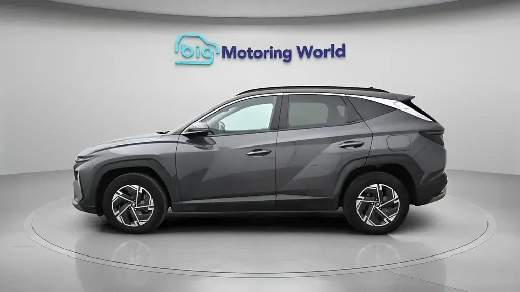 Begagnad Hyundai Tucson Advanced 160 HK (117 kW) 2024 Grå SUV