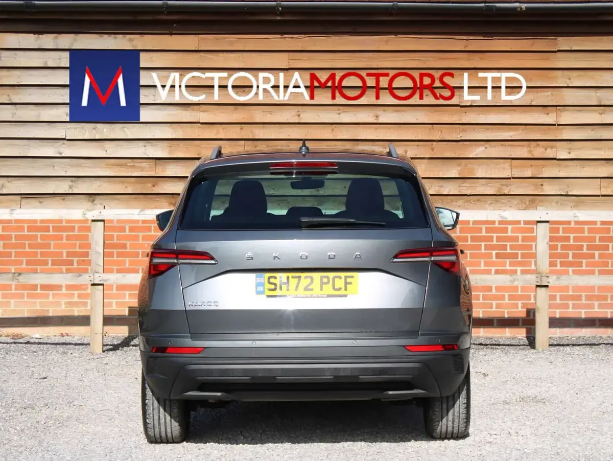 Used Skoda Karoq SE Drive 150 HP (110 kW) 2023 Grey SUV