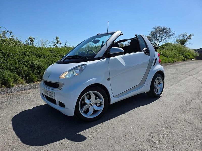 Used Smart ForTwo Cabrio Passion 2012 White Cabriolet