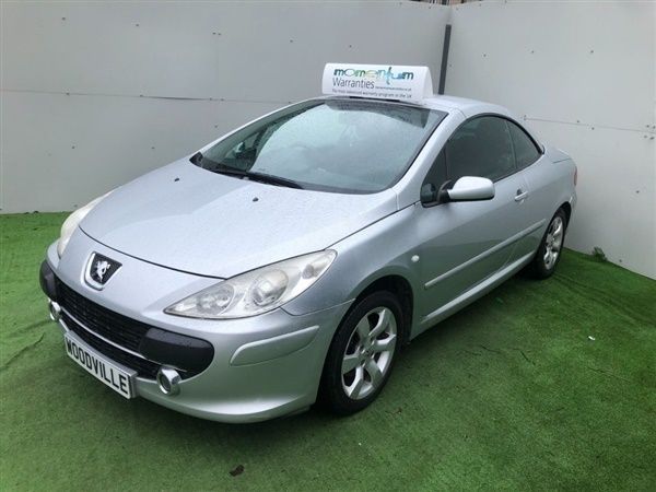 Silver Used 2007 Peugeot 307 S Cabriolet | £1,995 (Fair price) - Image 1/1