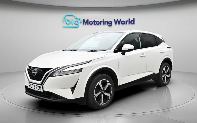 Used Nissan Qashqai N-Connecta 140 HP (102 kW) 2023 White SUV