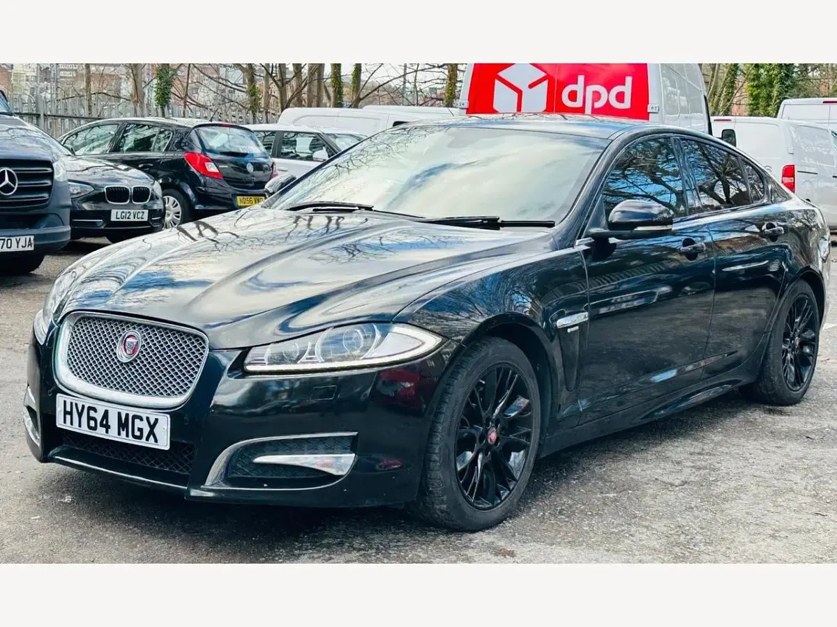 Used Jaguar XF R-Sport 197 HP (144 kW) 2014 Black Sedan