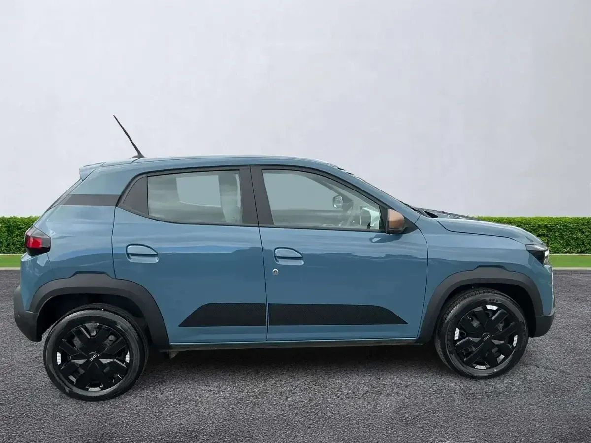 Occasion Dacia Spring Extreme 47 kW (65 ch) 2024 Bleue Citadine