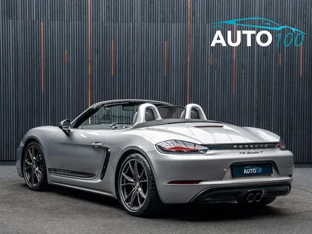 Used Porsche 718 Boxster 300 HP (220 kW) 2019 Silver Cabriolet