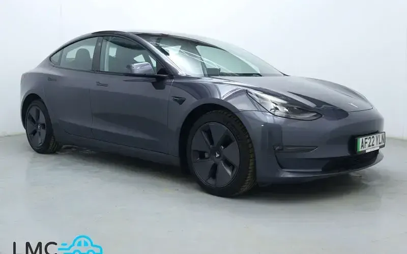 Używany Tesla Model 3 Long Range AWD 366 kW (498 KM) 2022 Sedan/Limuzyna