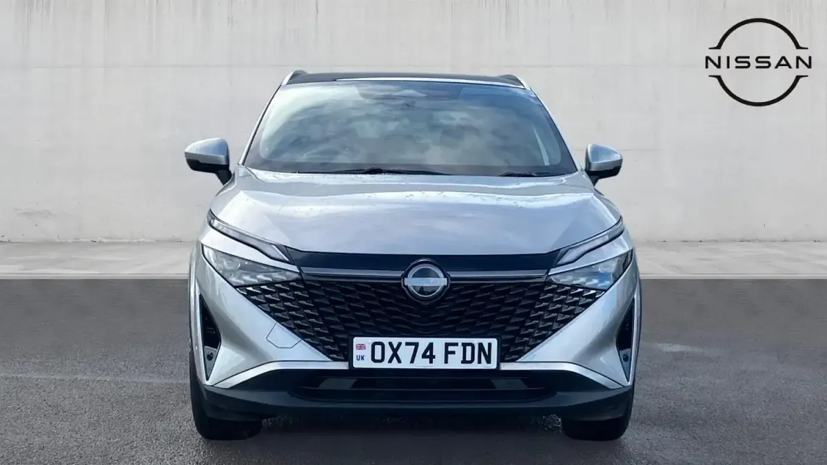 Used Nissan Qashqai Tekna 190 HP (139 kW) 2025 Silver SUV