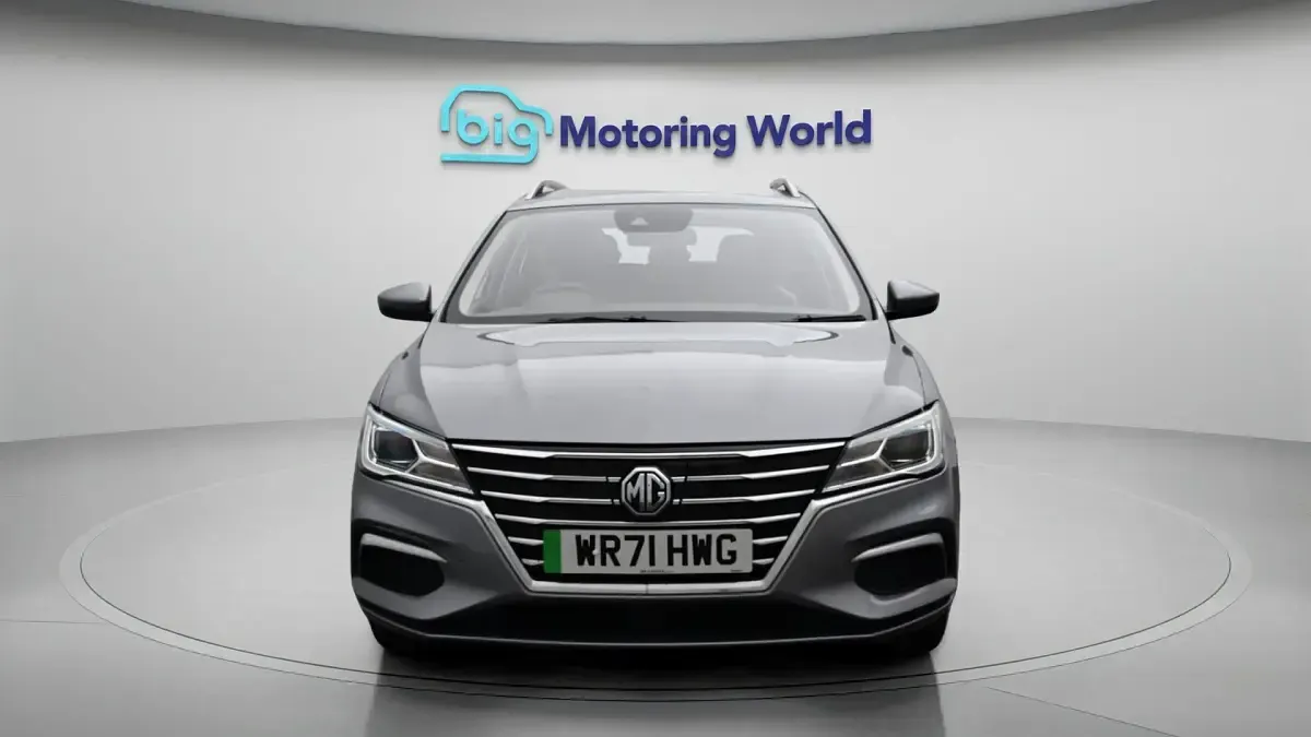 Used MG MG5 EV Exclusive 113 kW (154 HP) 2021 Silver Estate