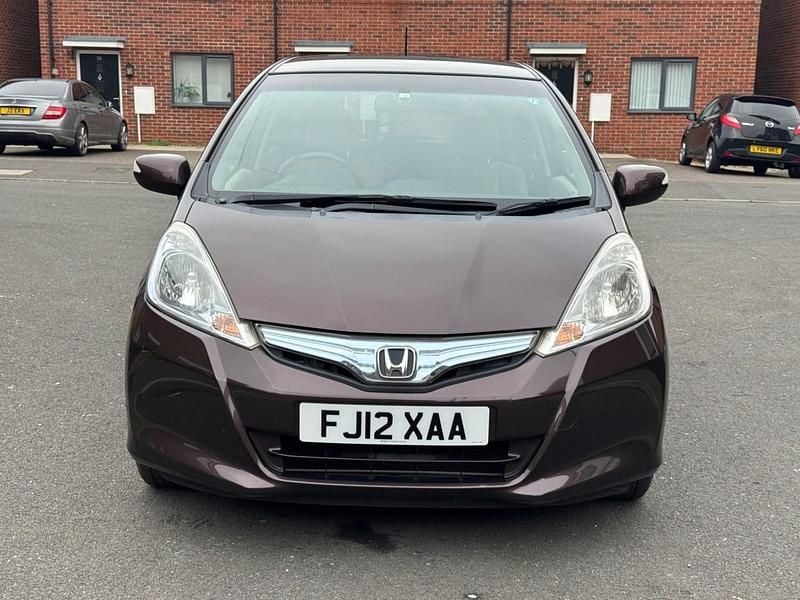 Maroon Used 2025 Honda Fit Hatchback | £5,500 (Fair price) - Image 1/4