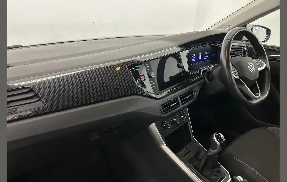 Used VW Polo Life 95 HP (69 kW) 2023 Grey Hatchback
