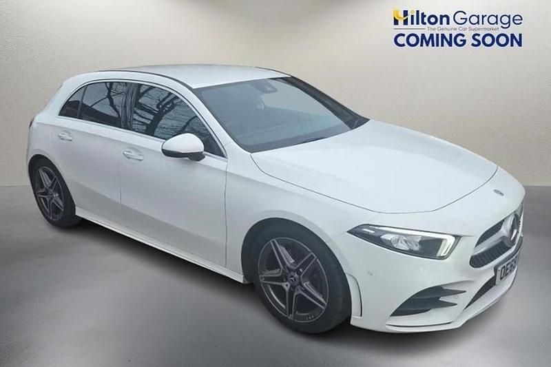 Used Mercedes A200 AMG Line Premium 150 HP (110 kW) 2019 White Hatchback
