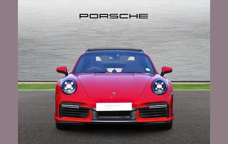 Used Porsche 911 572 HP (420 kW) 2021 Red Coupe