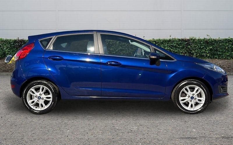 Used Ford Fiesta Zetec 82 HP (60 kW) 2017 Hatchback