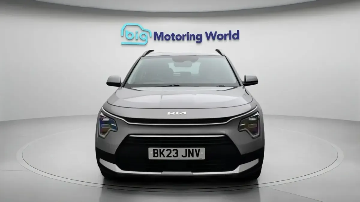 Used Kia Niro 141 HP (103 kW) 2023 Grey SUV