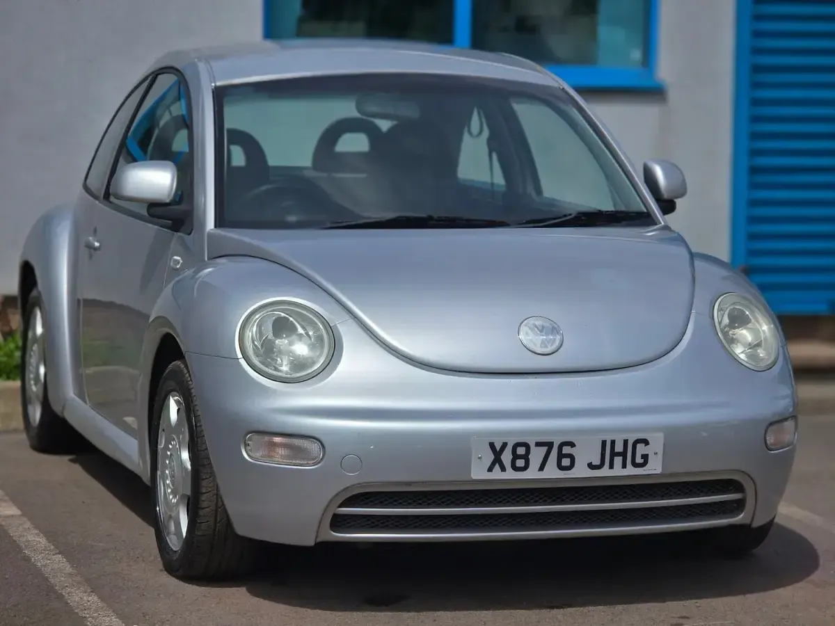 Used VW Beetle 2000 Silver Hatchback