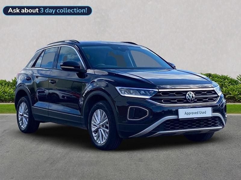 Black Used 2023 VW T-Roc Life SUV | £16,998 (Fair price) - Image 1/4