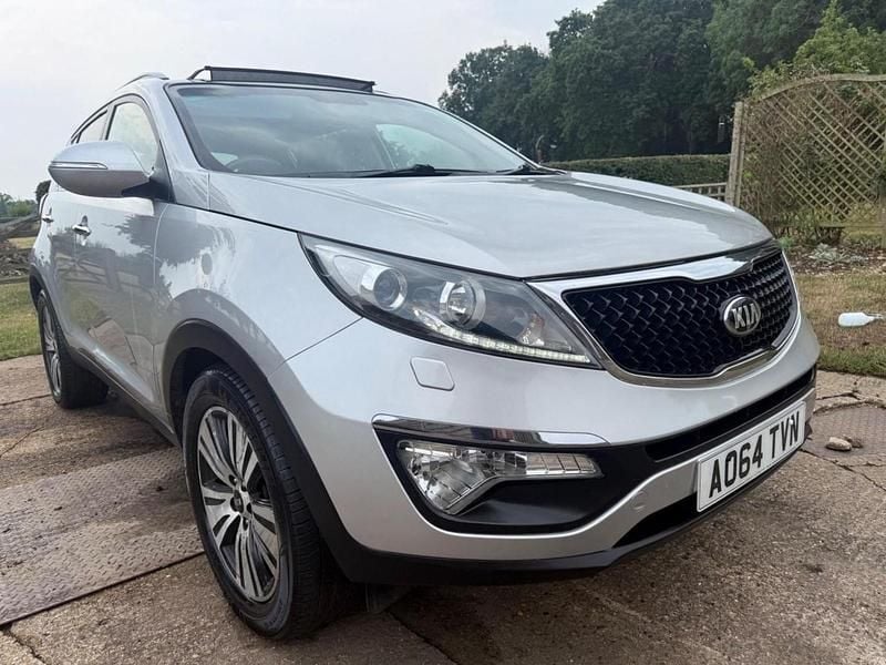 Silver Used 2015 Kia Sportage 3 SUV | £3,999 (Fair price) - Image 1/4