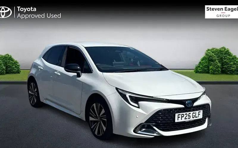 Used Toyota Corolla Design 140 HP (102 kW) 2025 Hatchback