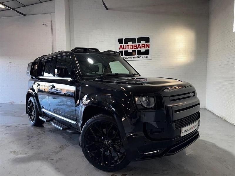 Used Land Rover Defender HSE Dynamic 300 HP (220 kW) 2023 Black Estate