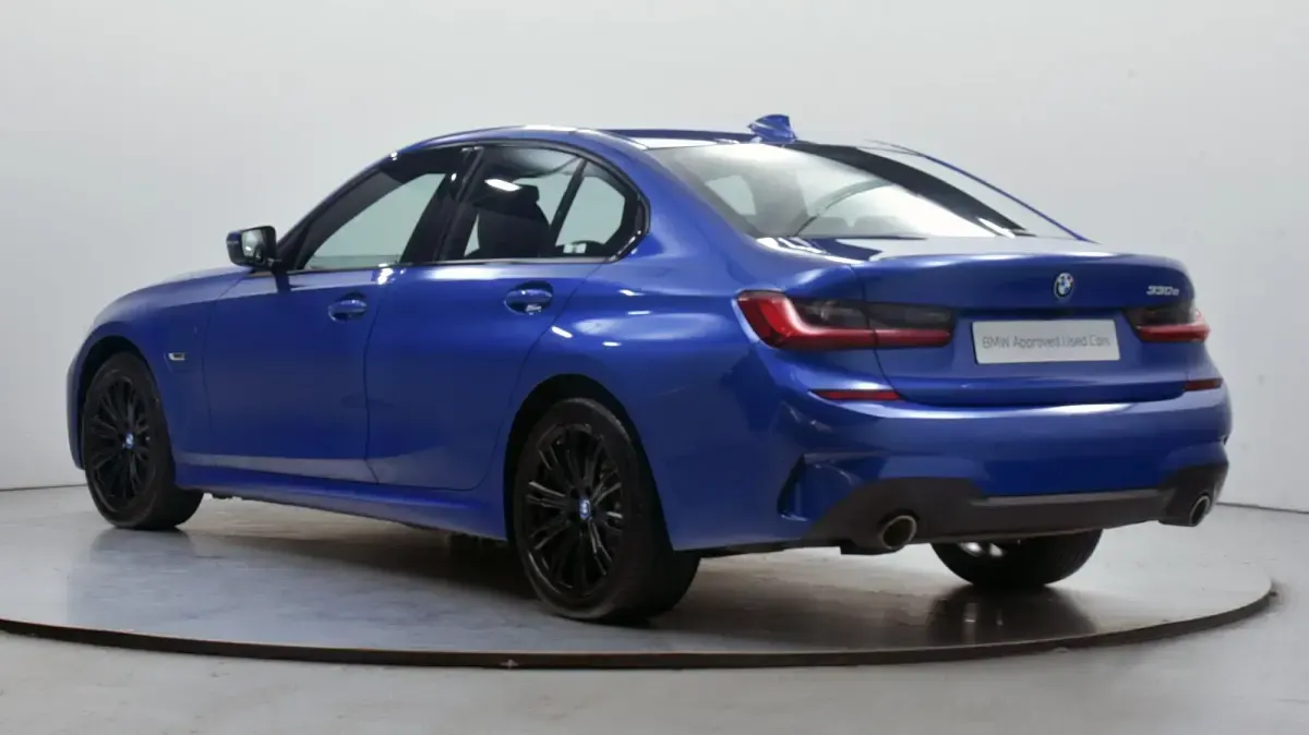 Used BMW 330e M Sport 292 HP (214 kW) 2022 Blue Sedan