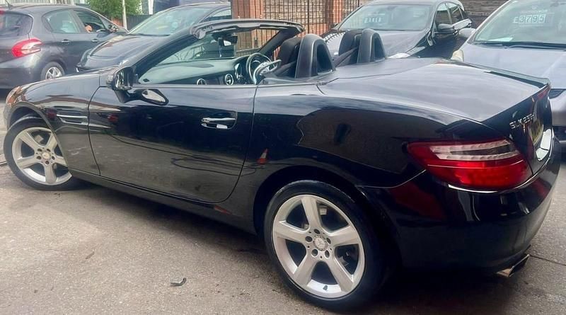 Used Mercedes SLK250 204 HP (150 kW) 2016 Black Cabriolet