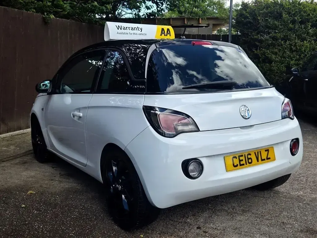 Used Vauxhall Adam S 2016 White Hatchback