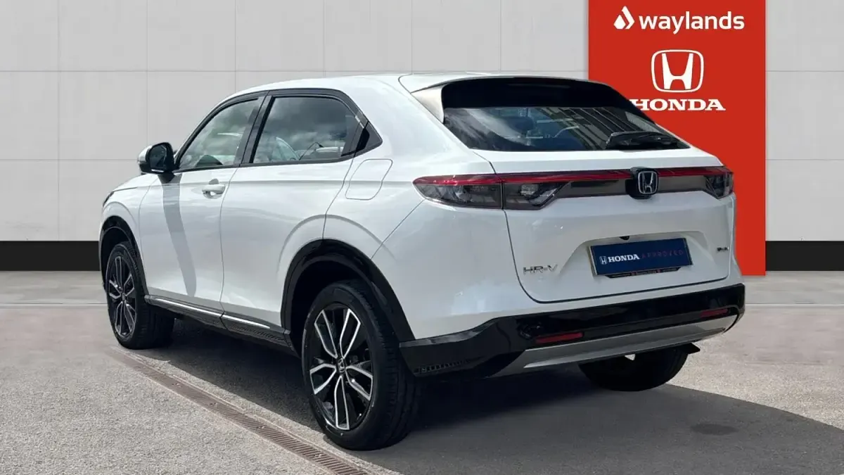 Used Honda HR-V Advance 131 HP (96 kW) 2023 White SUV
