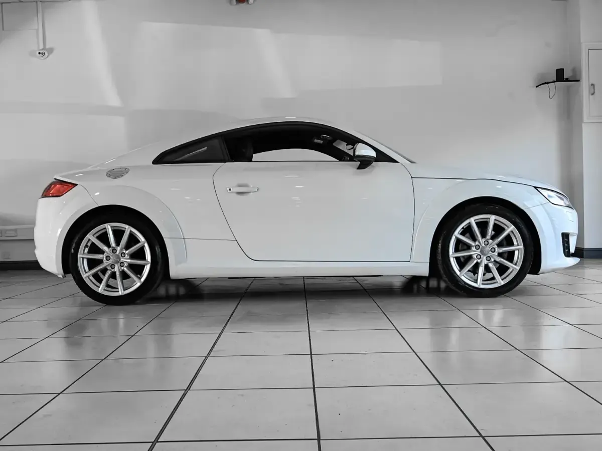 Begagnad Audi TT Sport 2015 Vit Sportkupé