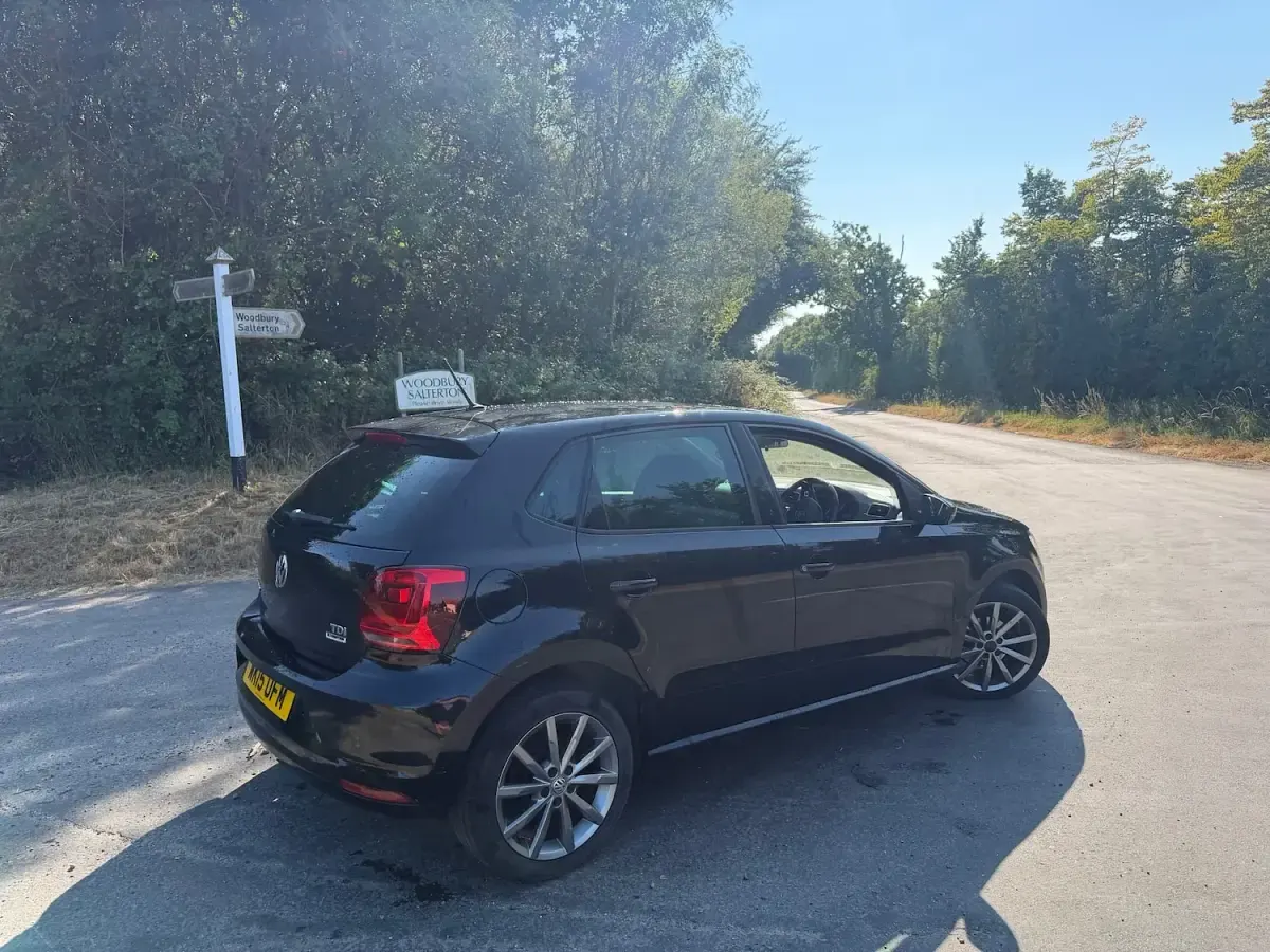 Used VW Polo Design 90 HP (66 kW) 2015 Black Hatchback