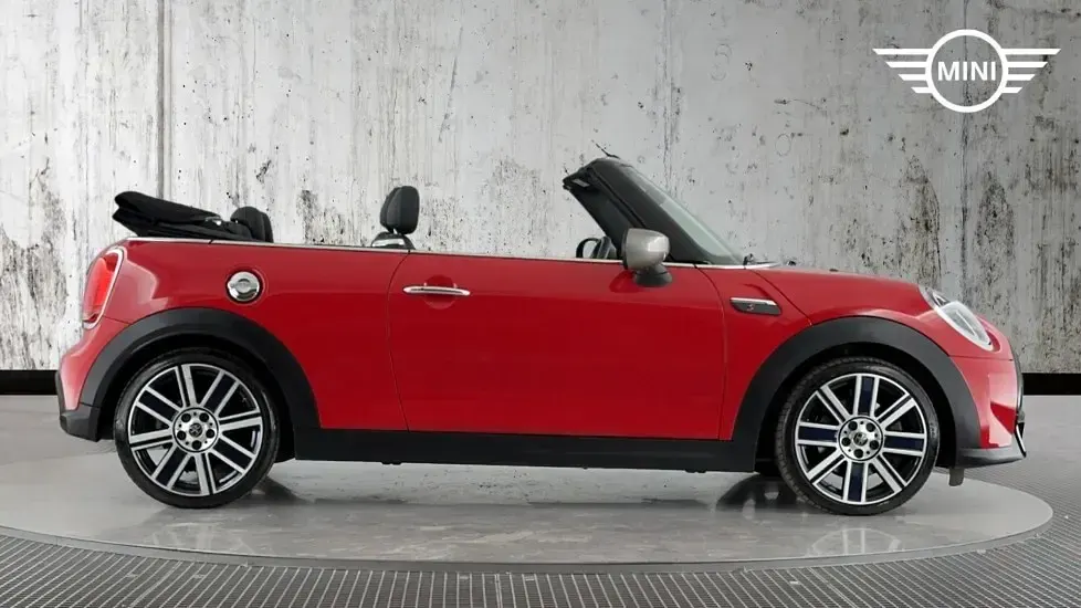 Used Mini Cooper S Cabriolet Exclusive 176 HP (129 kW) 2022 Red Cabriolet