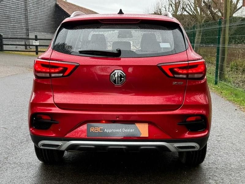 Used MG ZS Exclusive 106 HP (77 kW) 2022 Red SUV