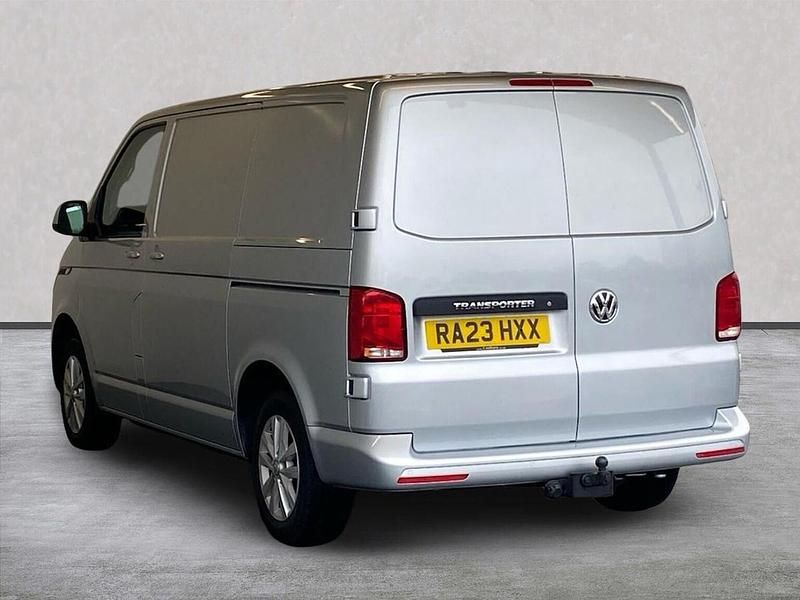 Usado VW Transporter Highline 2023 Prateado Van