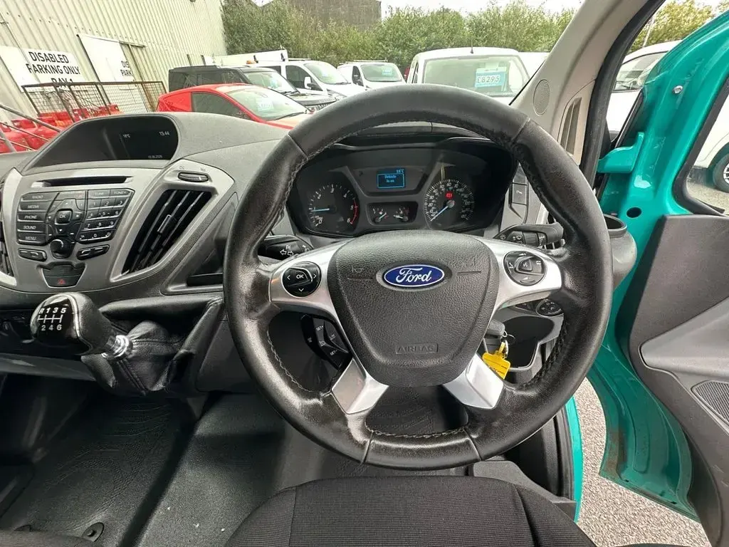 Used Ford Transit Custom Trend 130 HP (95 kW) 2018 Green Van